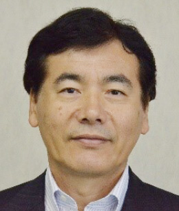 生出 治 氏